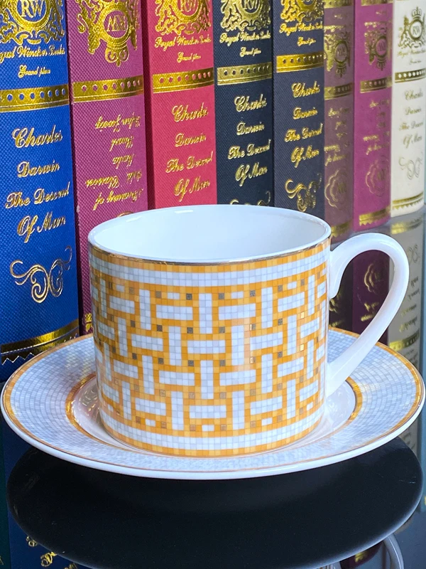 Elegant European Style Bone Ch - Coffee Tea And Sugar Set 评论和价格